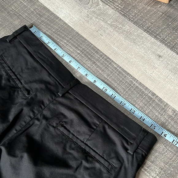 OLD NAVY Slim Ultimate Tech Built-In Flex Chino Pants men’s size 32x32 - Picture 8 of 10